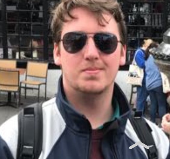 Justin de R bijgesneden